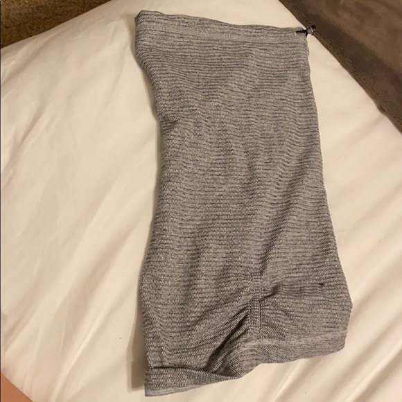 Lululemon neck scarf - Picture 4 of 4